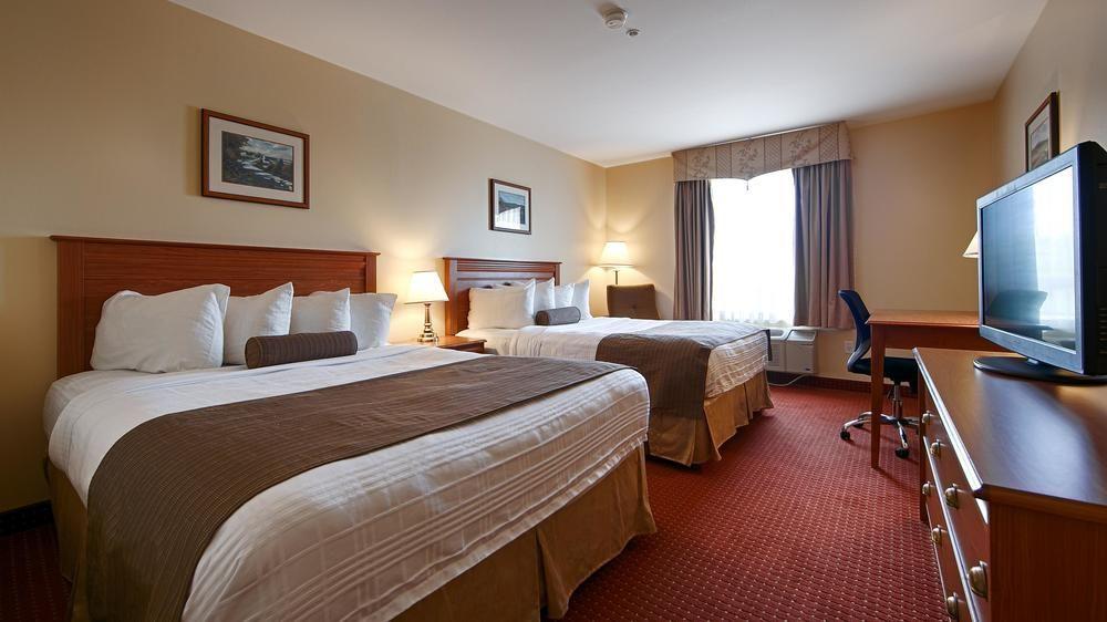 Best Western Plus Moncton Exterior photo