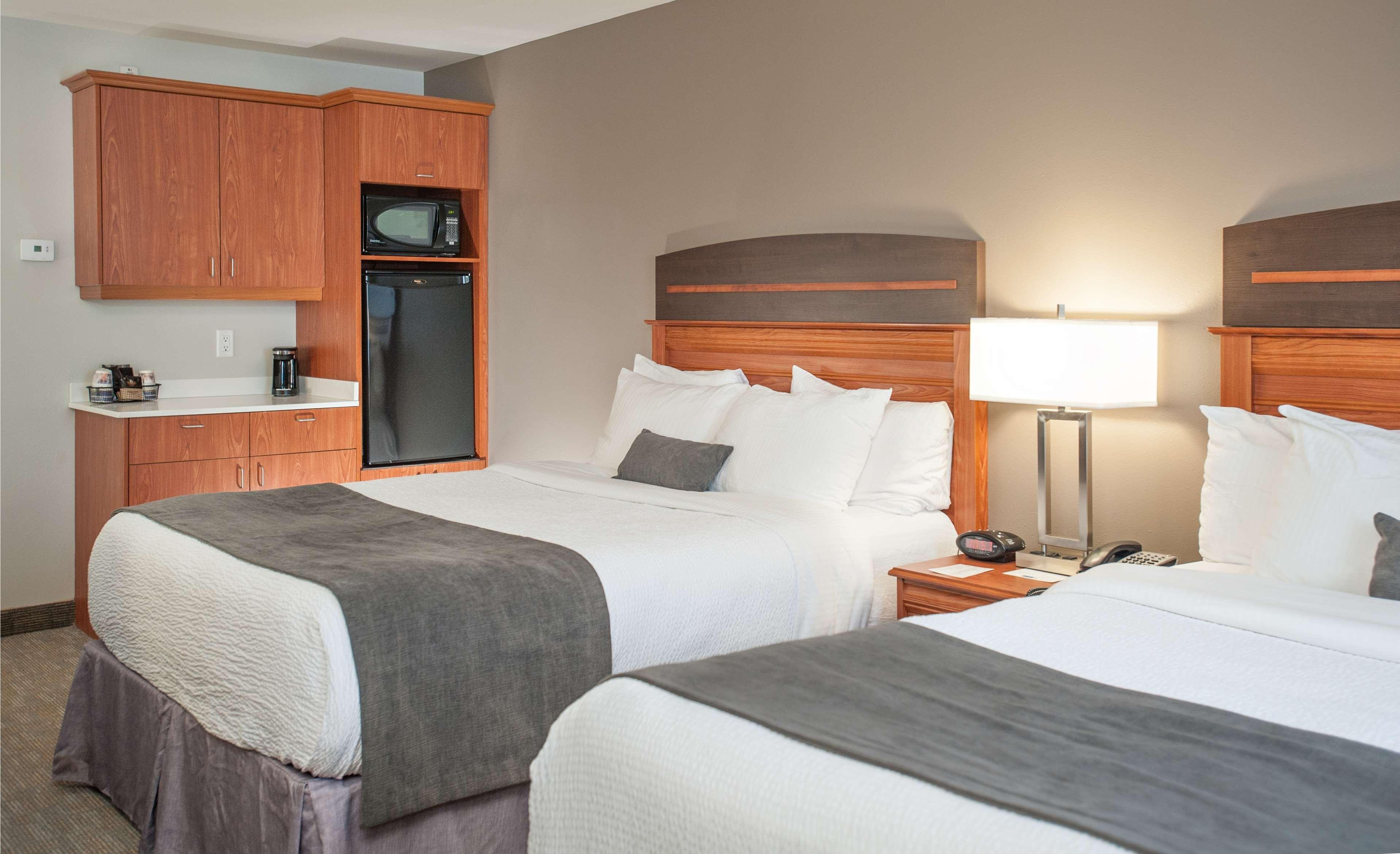 Best Western Plus Moncton Exterior photo