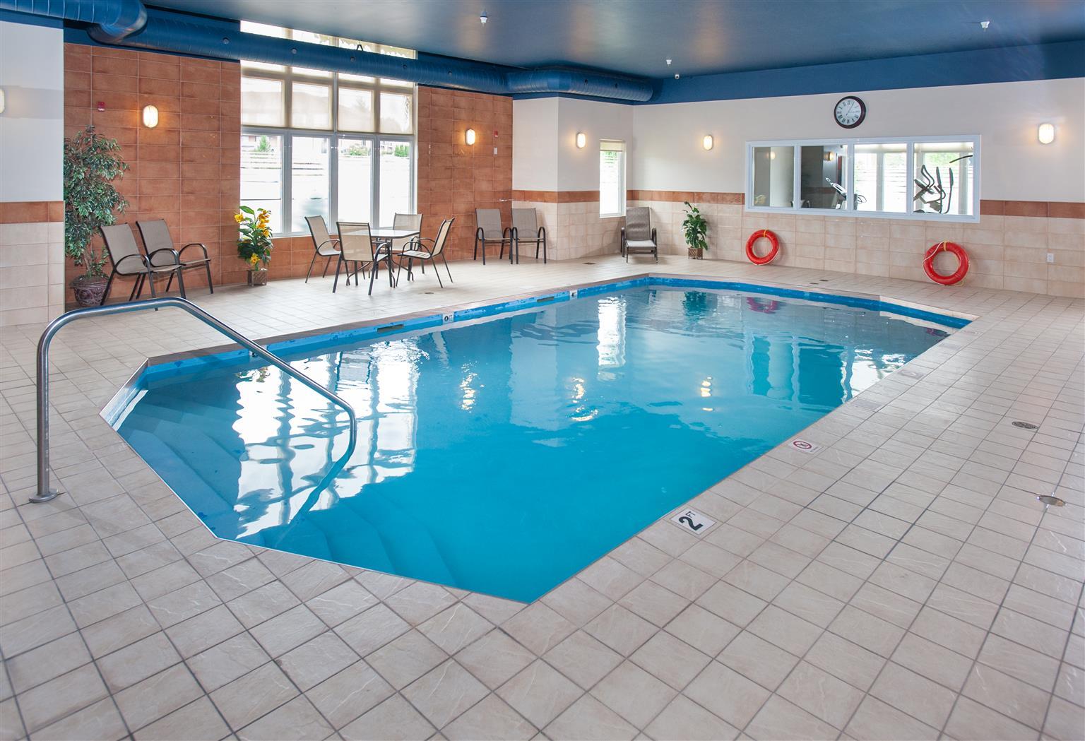 Best Western Plus Moncton Exterior photo