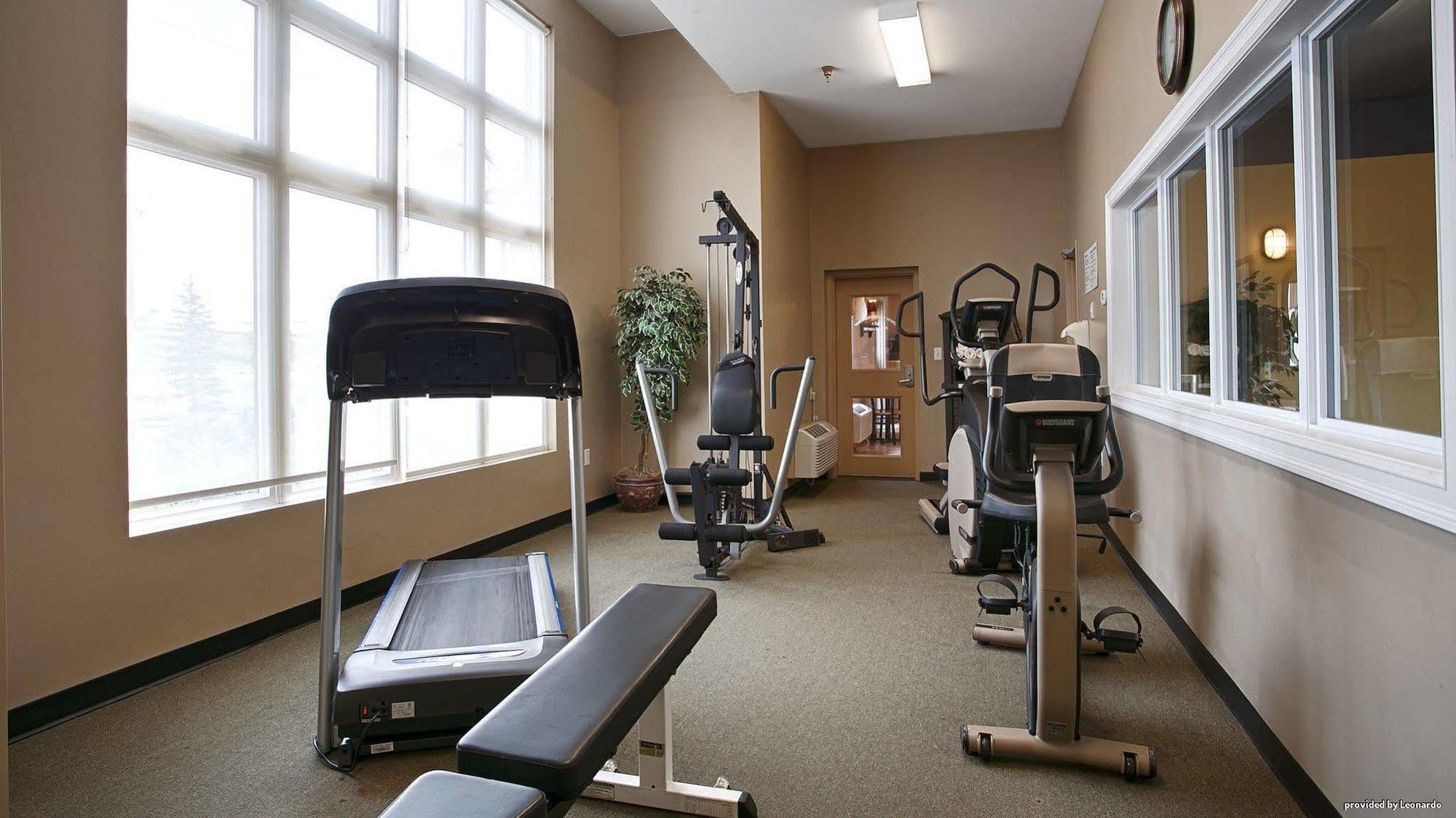 Best Western Plus Moncton Exterior photo